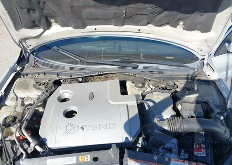 2010 Ford Fusion Hybrid из США, поврежденный, VIN 3FADP0L39AR316782